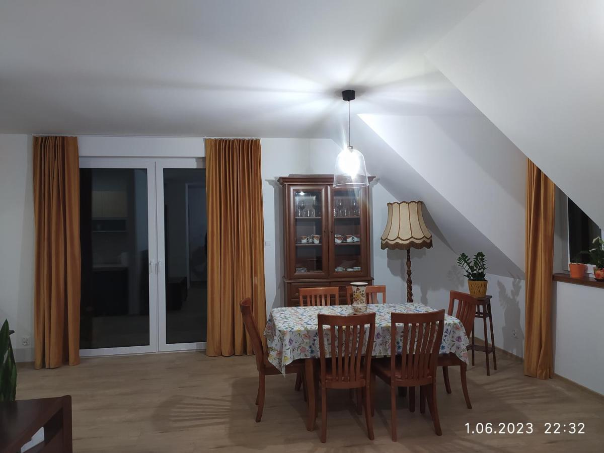 Dolistowka: Apartamenty z Jacuzzi, Ogrodem i Placem Zabaw Goniadz Exterior photo