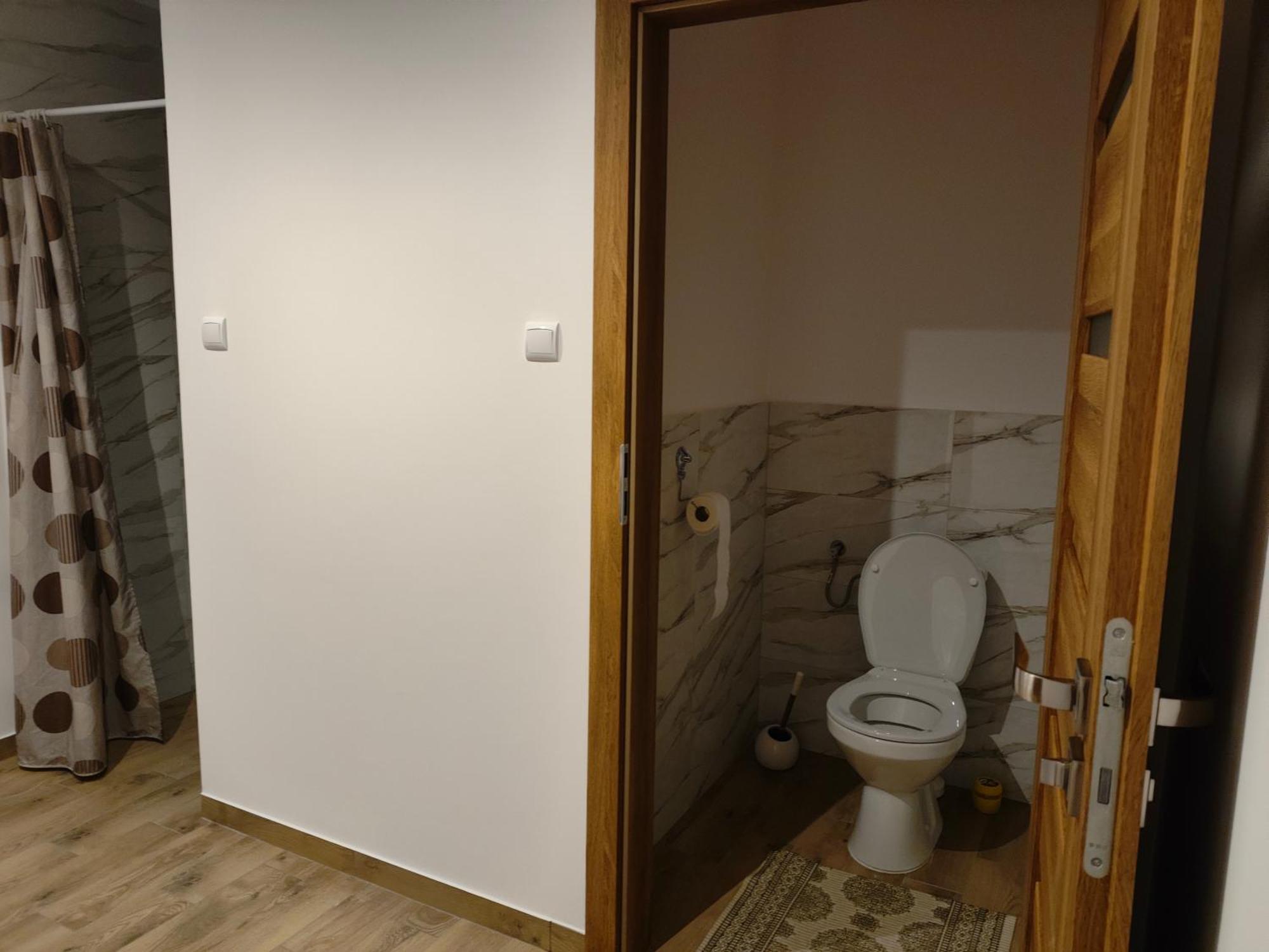 Dolistowka: Apartamenty z Jacuzzi, Ogrodem i Placem Zabaw Goniadz Exterior photo
